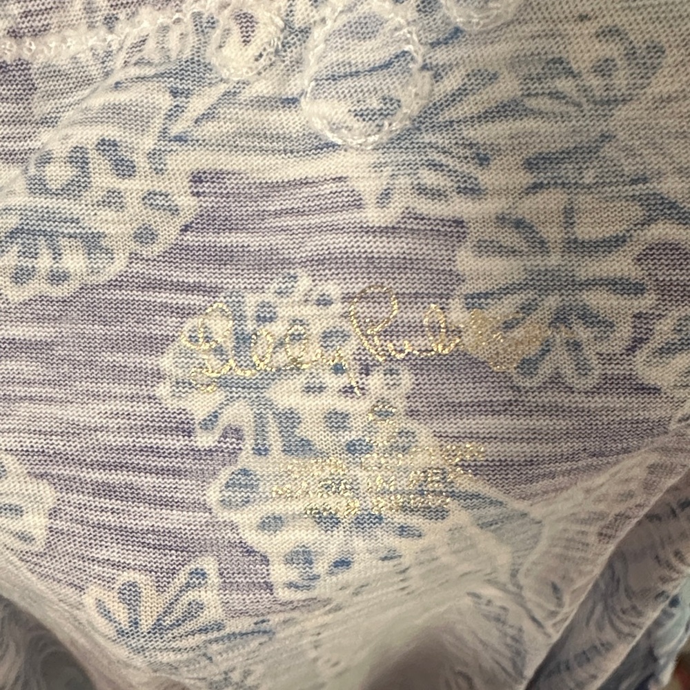 Lilly Pulitzer Blue and White Floral Top - Picture 2 of 2